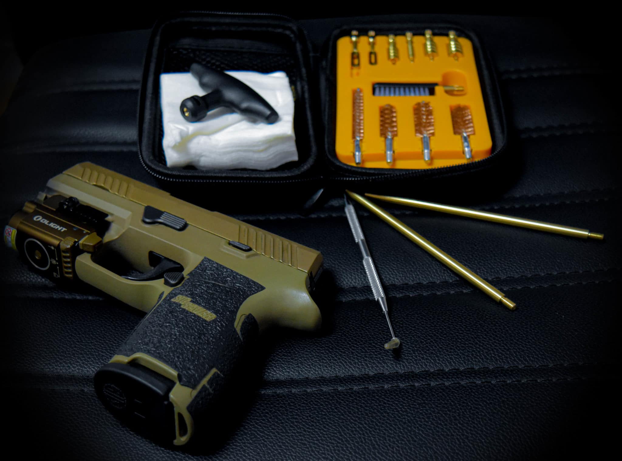 KIRO PCLEAN- Kiro Universal Handgun Cleaning kit For .22/ .357/ .38/ .40/ .45/ 9m Calibers 7 Kiro Handgun cleaning kit